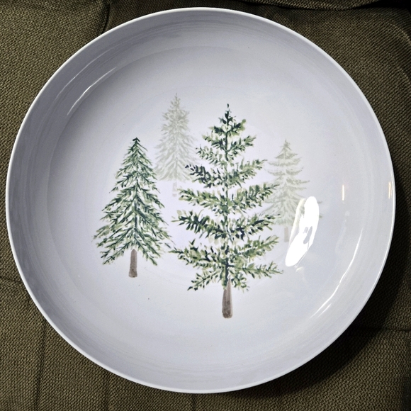 Robert Stanley Home Collection Christmas Tree Serving Bowl Melamine 120 Oz. NEW - Picture 1 of 3